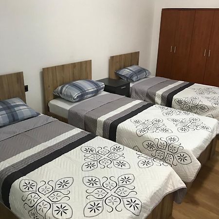 Sweet Basement Suteren Apartments Parking 5 Euro Skopje Esterno foto