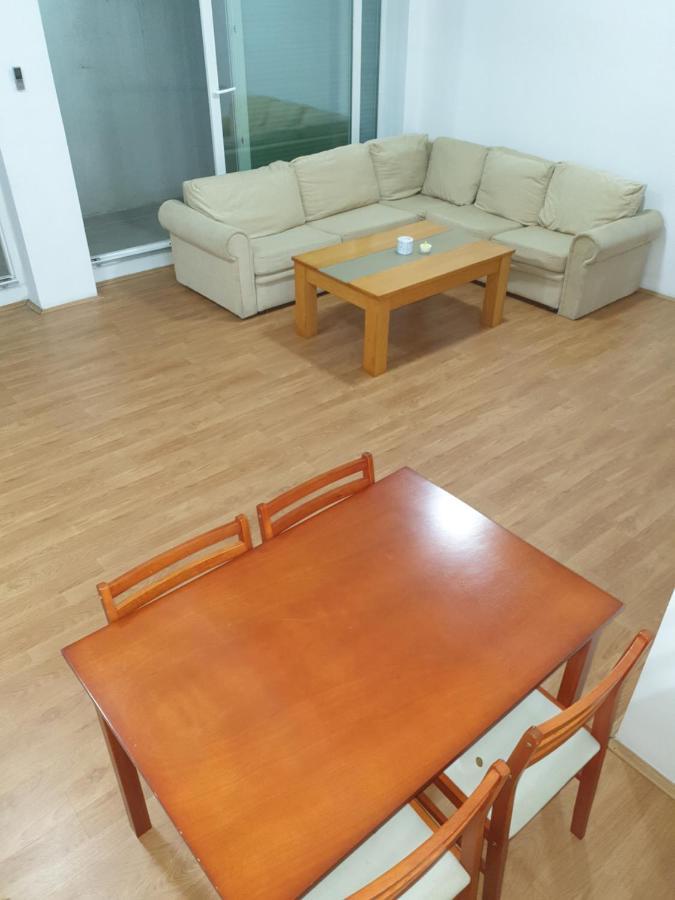 Sweet Basement Suteren Apartments Parking 5 Euro Skopje Esterno foto