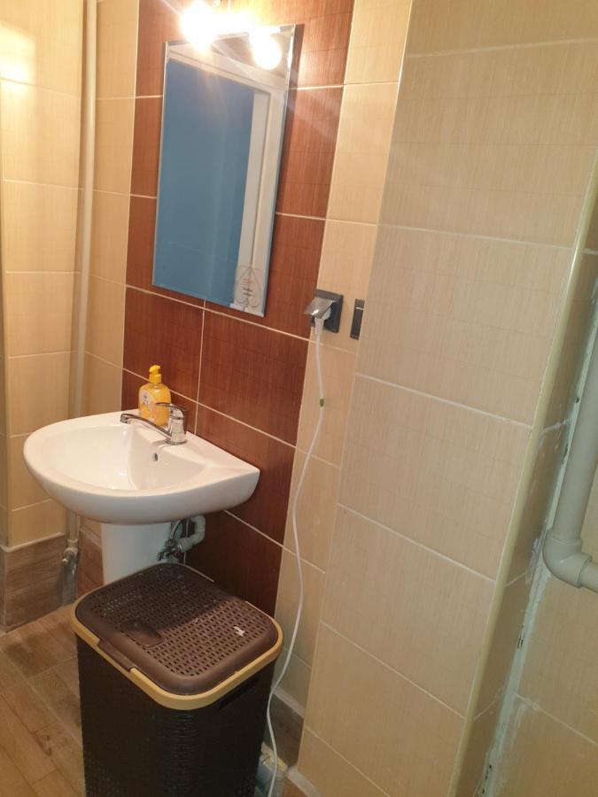 Sweet Basement Suteren Apartments Parking 5 Euro Skopje Esterno foto